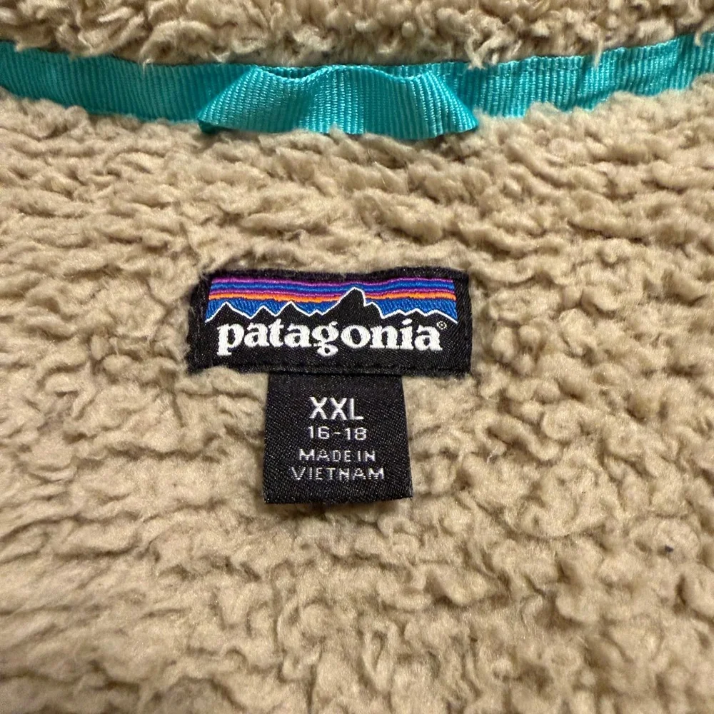 Patagonia Girls XXL 16-18 Los Gatos Fleece Vest Tan Full‎ Zip High Pile Soft